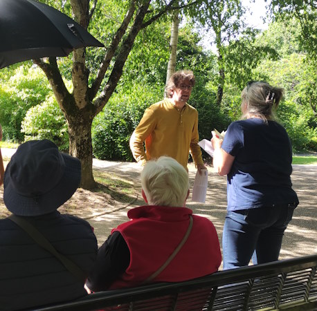 lectures théâtrales en extérieure 2, parc de Moine, Cholet, La grange aux Arts