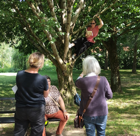 lectures théâtrales en extérieure 3, parc de Moine, Cholet, La grange aux Arts